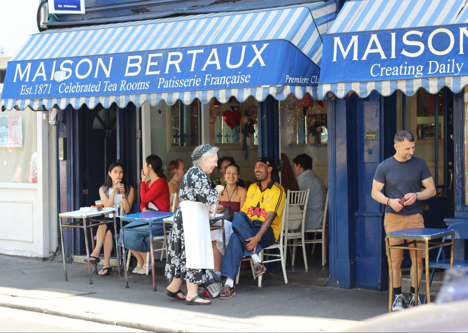 First French patisserie and café in London